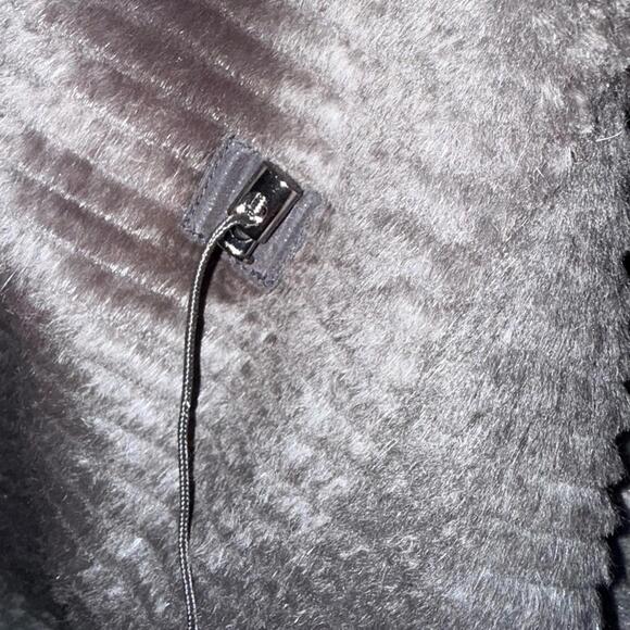 Blue Duck Metallic Parka with fur trim and lining - Picture 8 of 9